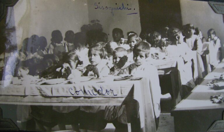 SAMSUNG DIGITAL CAMERA