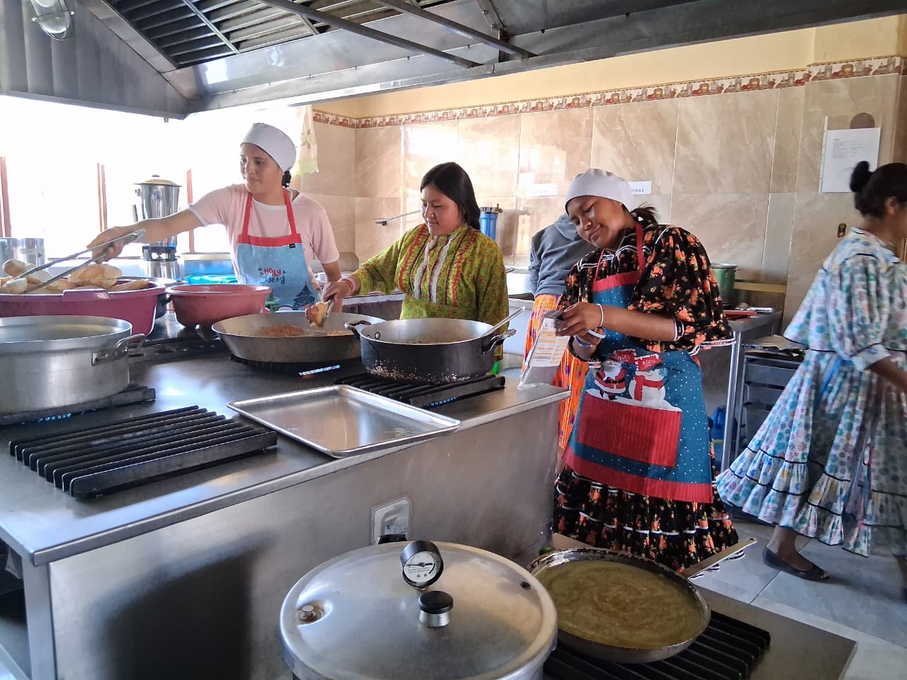 4368EAE4-BFEB-4D2B-9092-DDF6B8DEB6D6